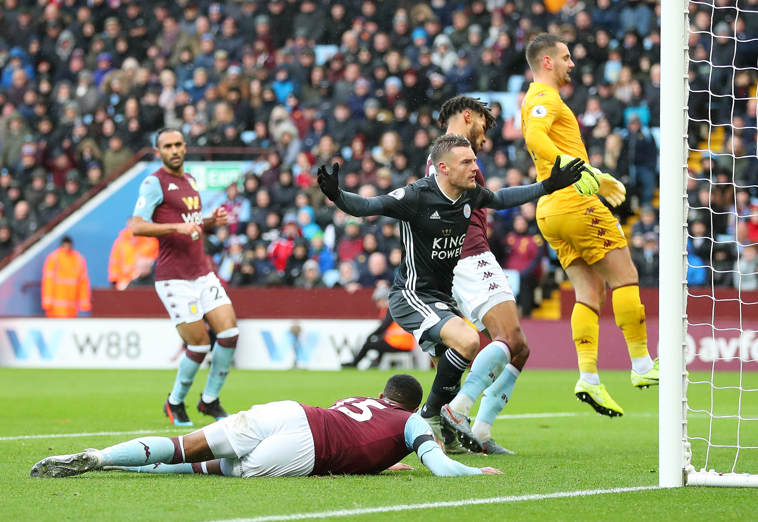 他们虽然面 他们虽然面